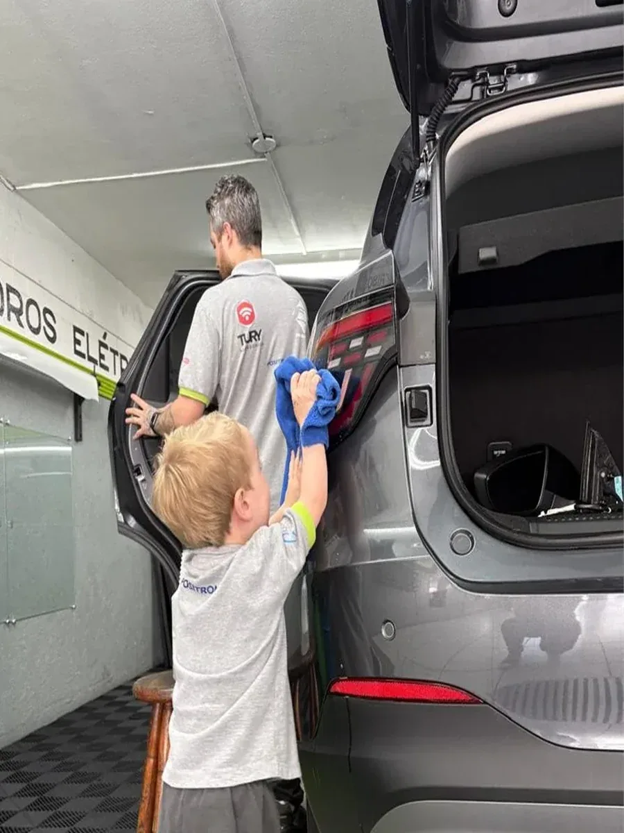 Aplicação automotiva na Thunder Som